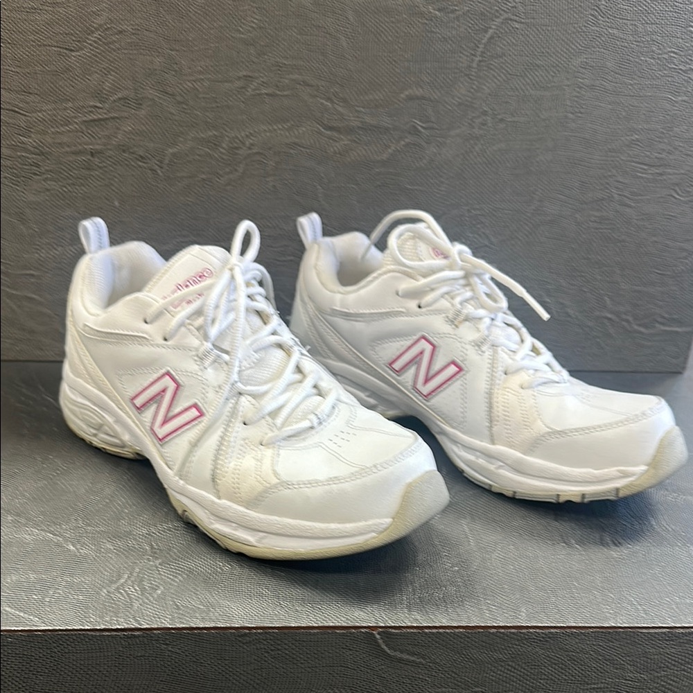 New Balance White and Pink Sneakers with Athletic Silhouette